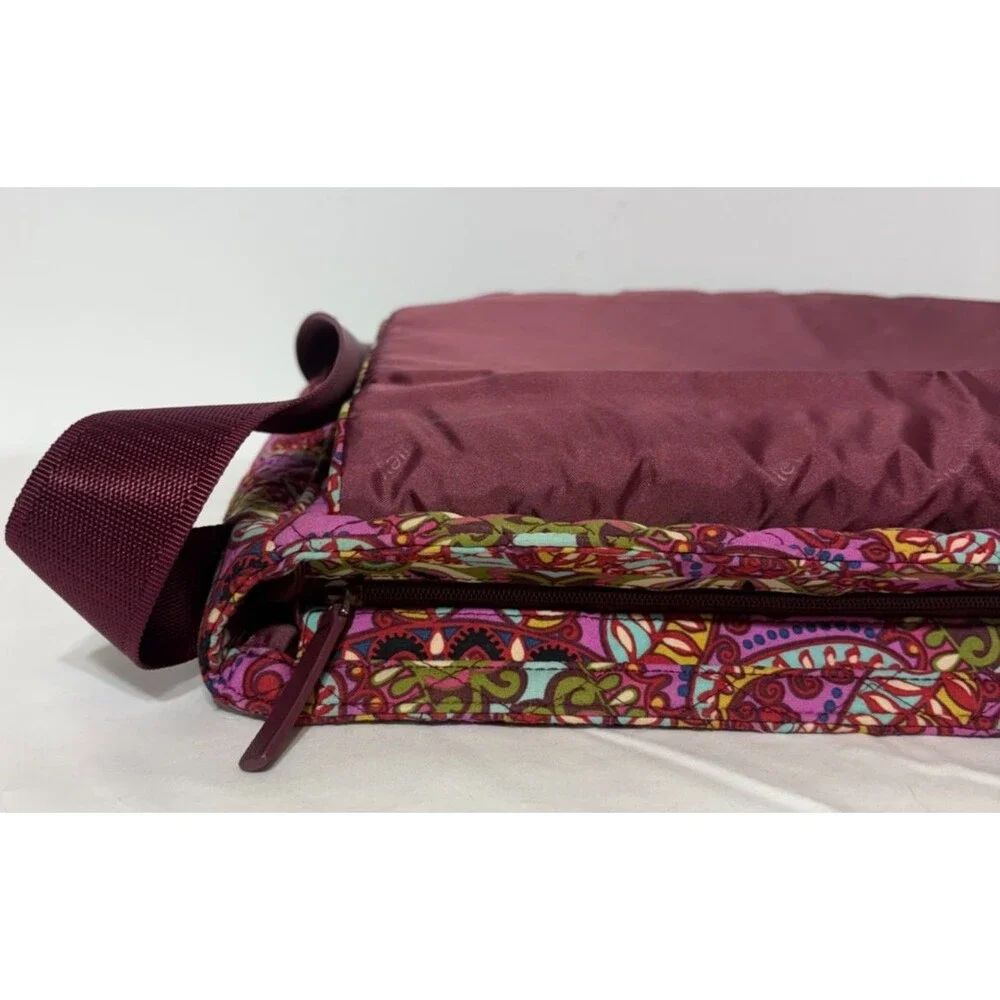 Vera Bradley Lighten Up Essential Messenger Resort Medallion Laptop Crossbody
